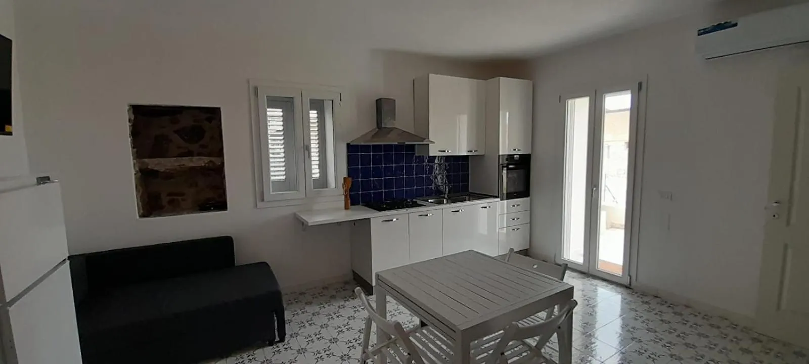 Casa Diletta - P Terra Villa Sant'Ambrogio  Semesterbostad